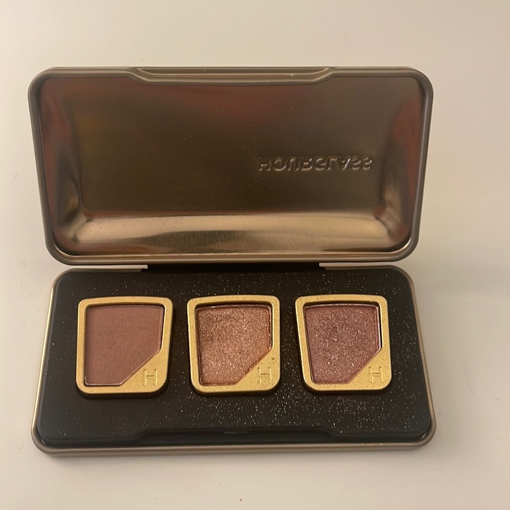 Hourglass mauve eyeshadow pallet